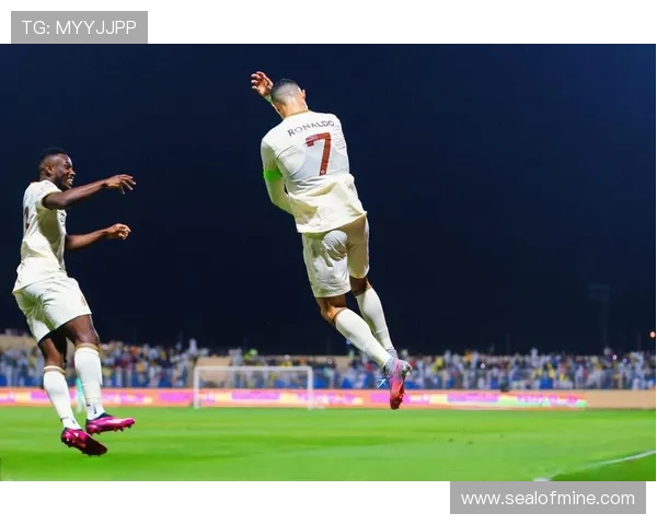 C罗世界级庆祝动作成标志性瞬间