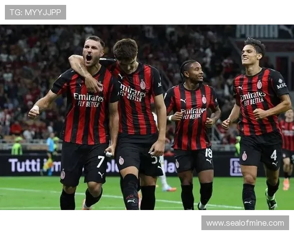 AC米兰中场与边路脱节,控制力不足问题逐步反映在比赛表现中 AC米兰中场与边路脱节,控制力不足问题逐步反映在比赛表现中