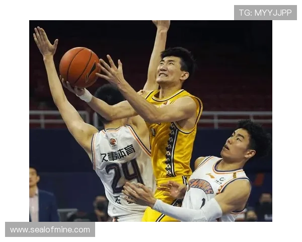 孙铭徽训练完直接拎着爱马仕去接娃，这生活节奏谁跟得上